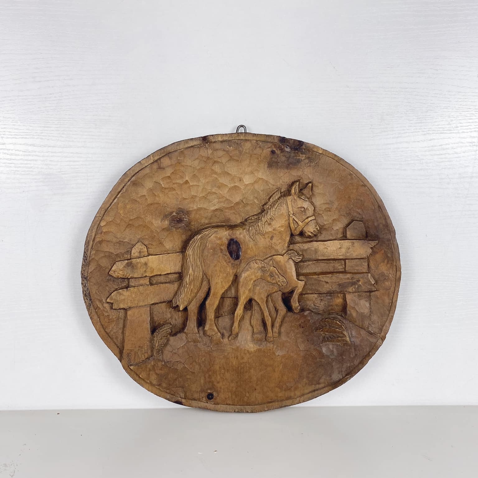 Панно рельєфне кругле коні дерево/різблення вінтаж WD-093