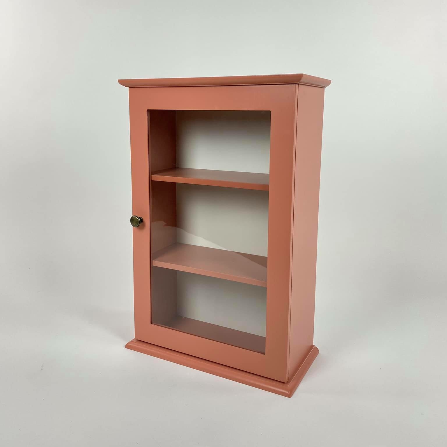Шафка настінна з поличками рожева SF-041