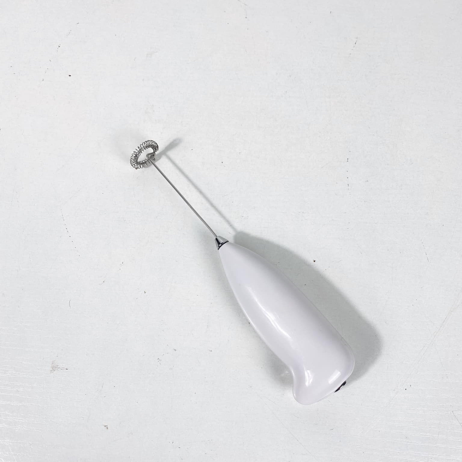 Міксер малий для збивання молока KT-042