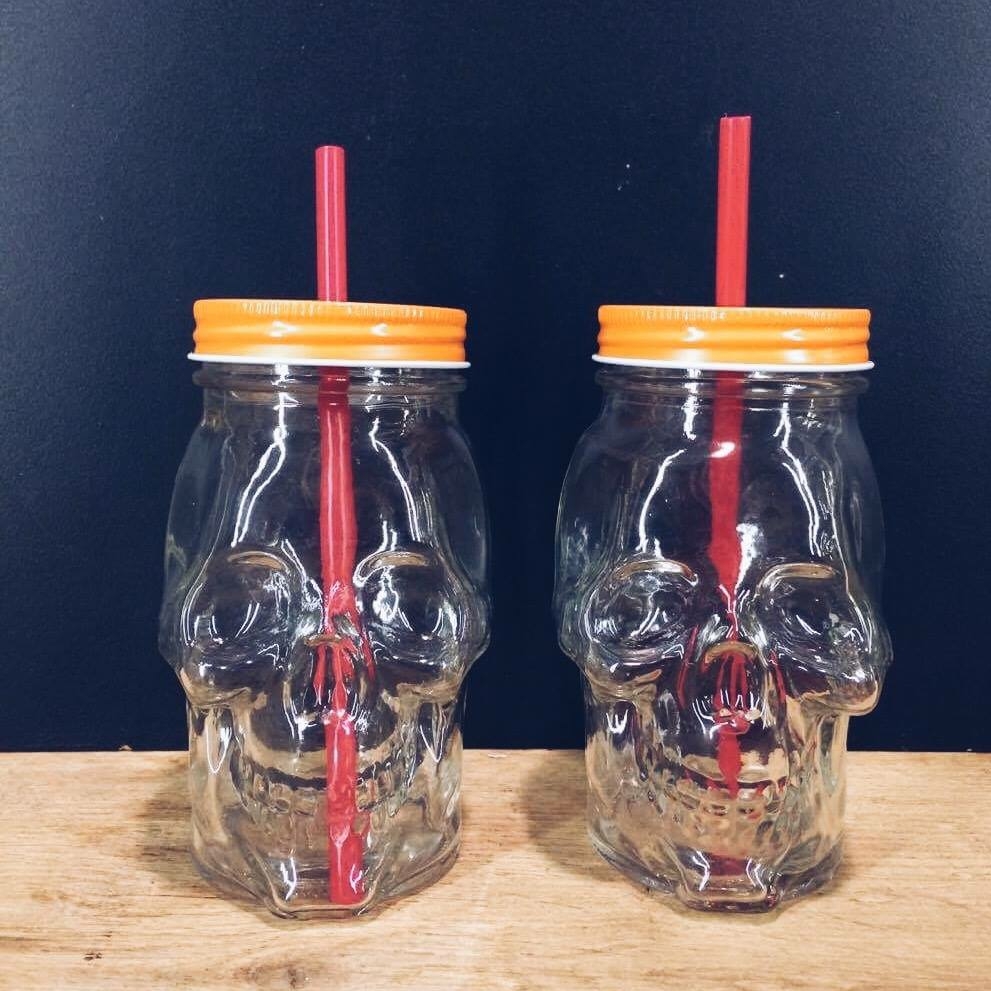 Банка-череп для напоїв з кришкою та трубочкою скло BB-008