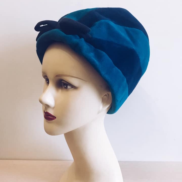 Капелюшок 1950-60х років блакитно-синій фетр