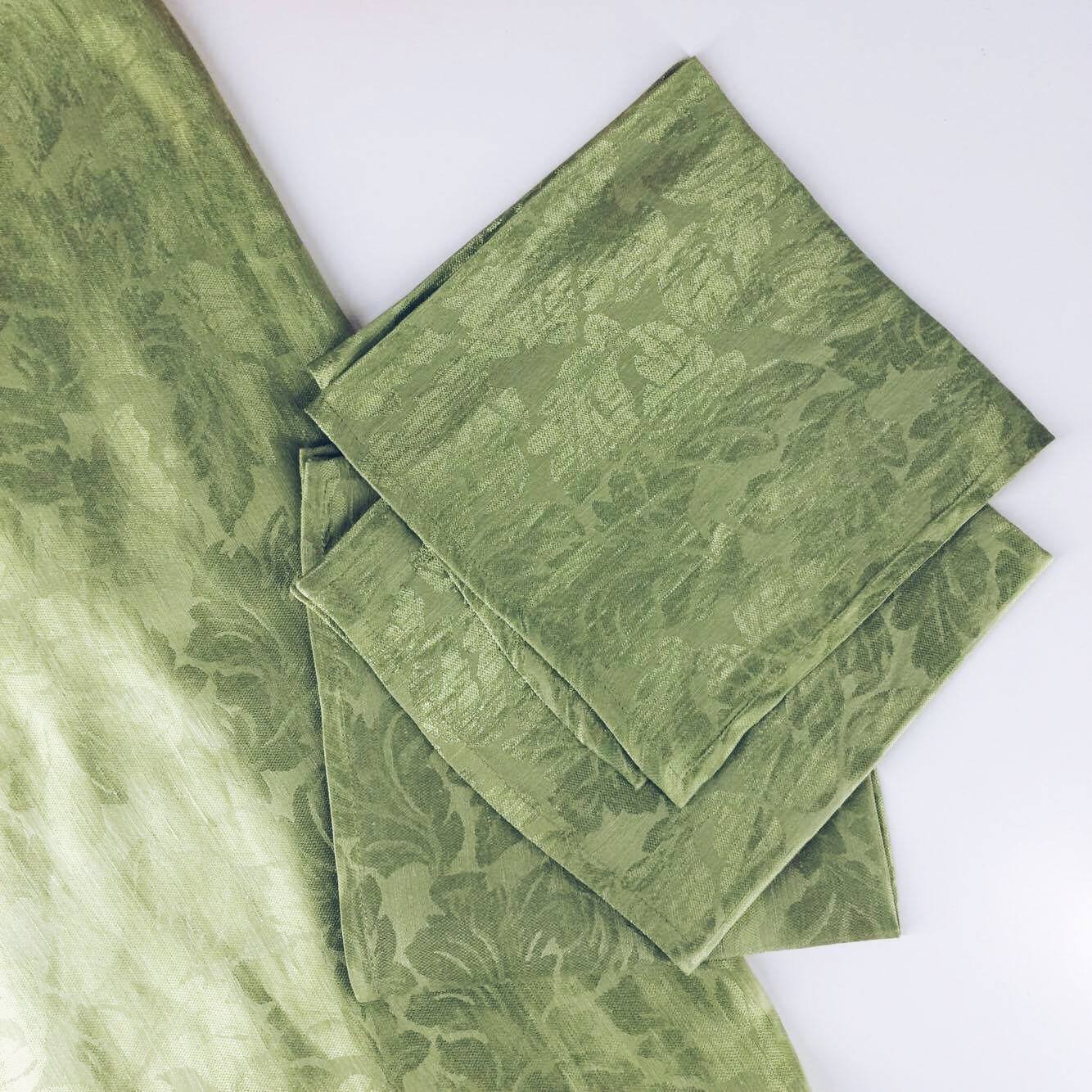 Скатертина/серветка салатова візерунки жакард TT-185