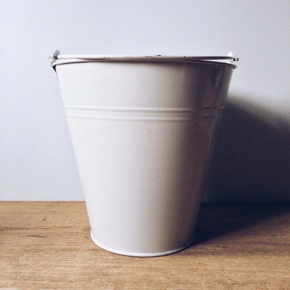 Відро метал/емаль біле 3