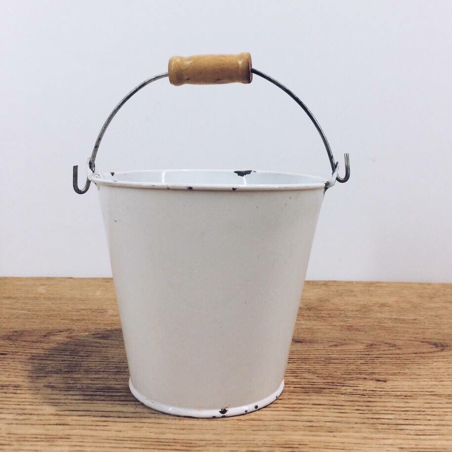 Відерце декоративне мале метал/емаль біле 2