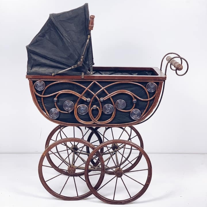 Коляска для ляльки плетена лоза/тканина/метал вінтаж 3