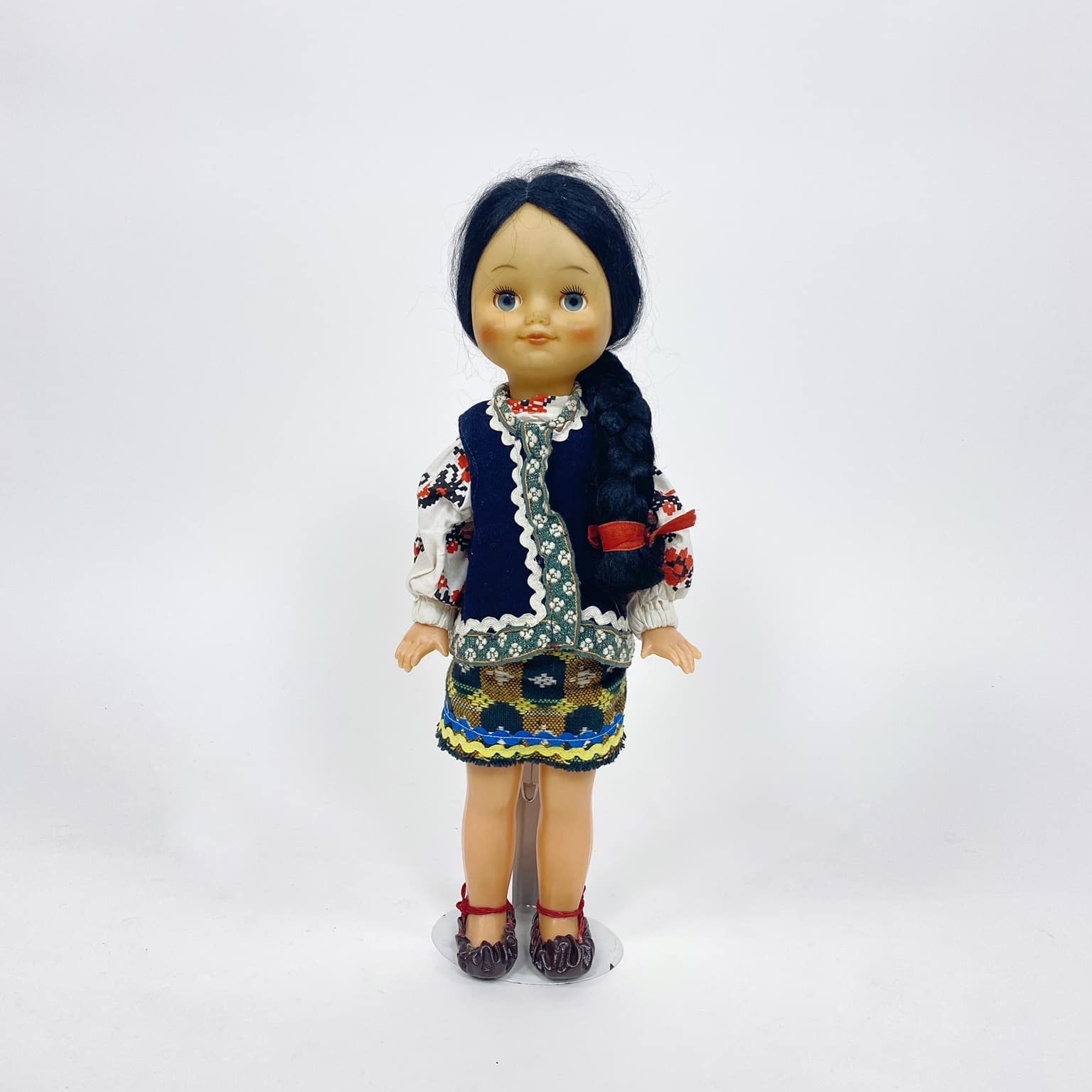 Лялька Україночка у національному костюмі вінтаж 21