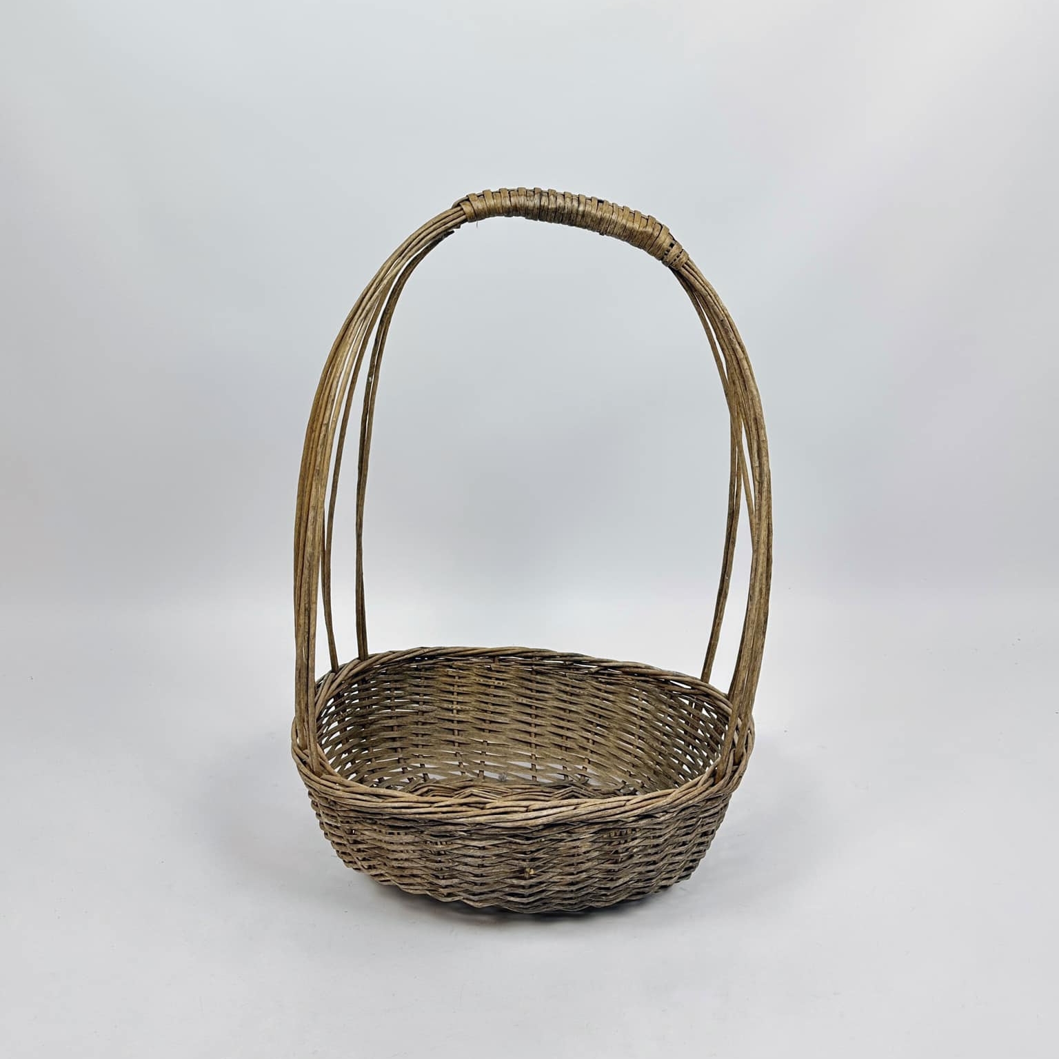 Кошик з ручкою лоза BA-151