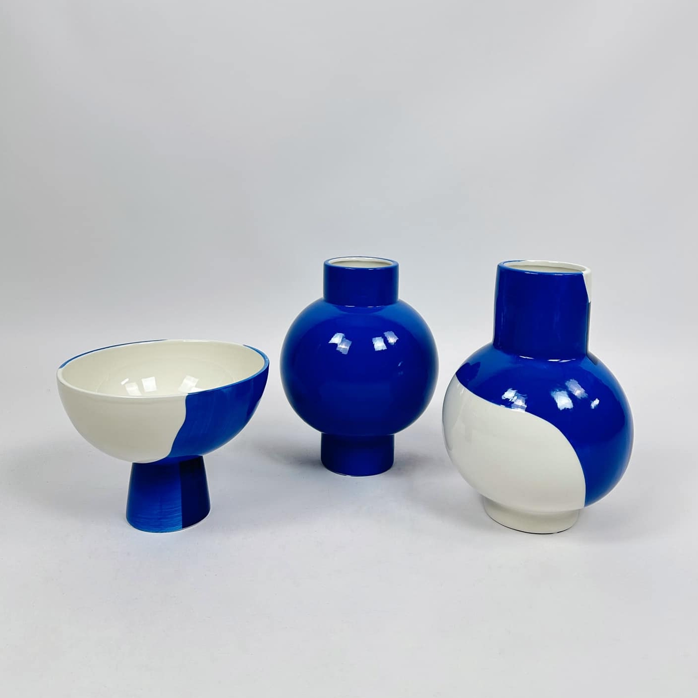 Ваза синьо-біла графіка VA-446