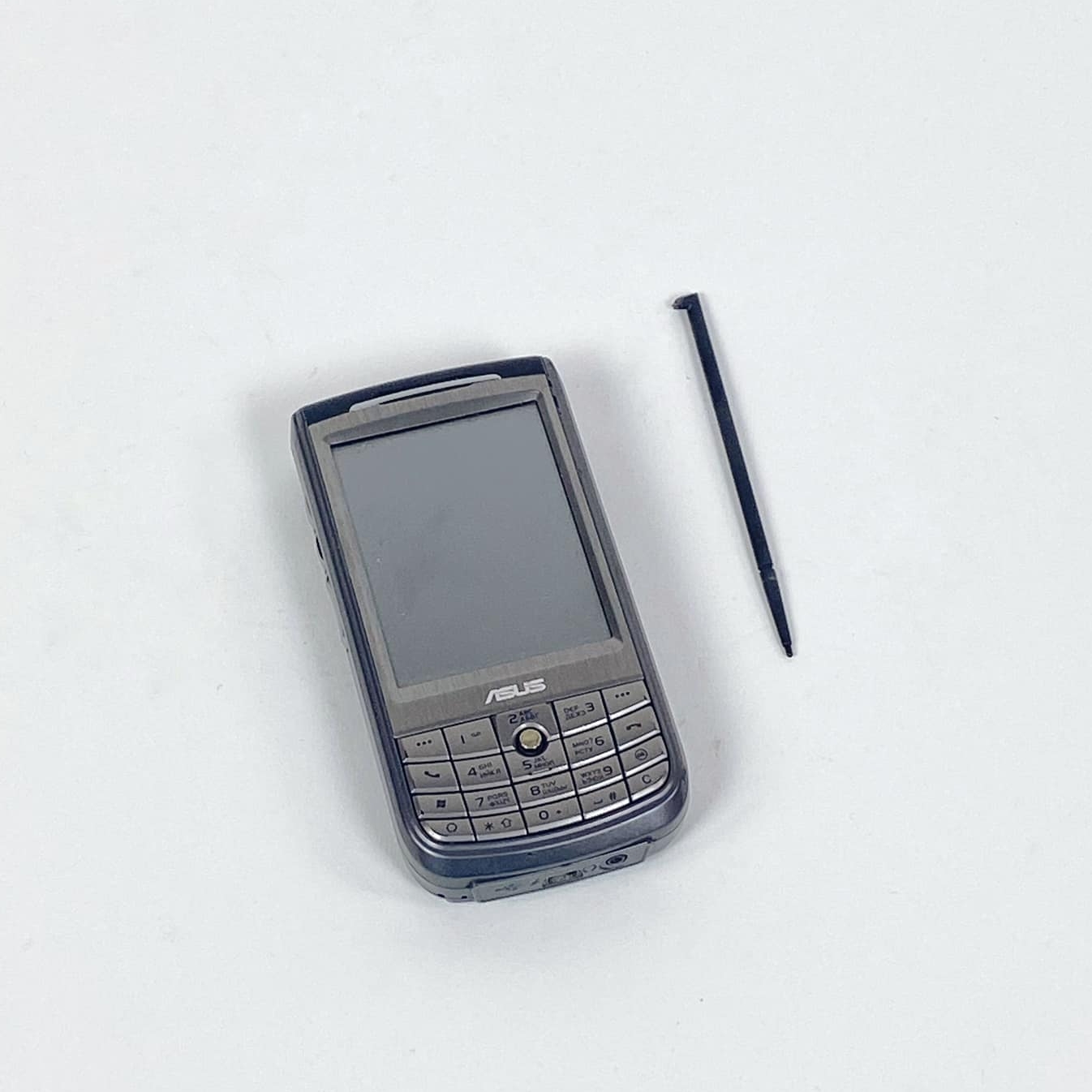 Смартфон зі стилусом Asus PH-136