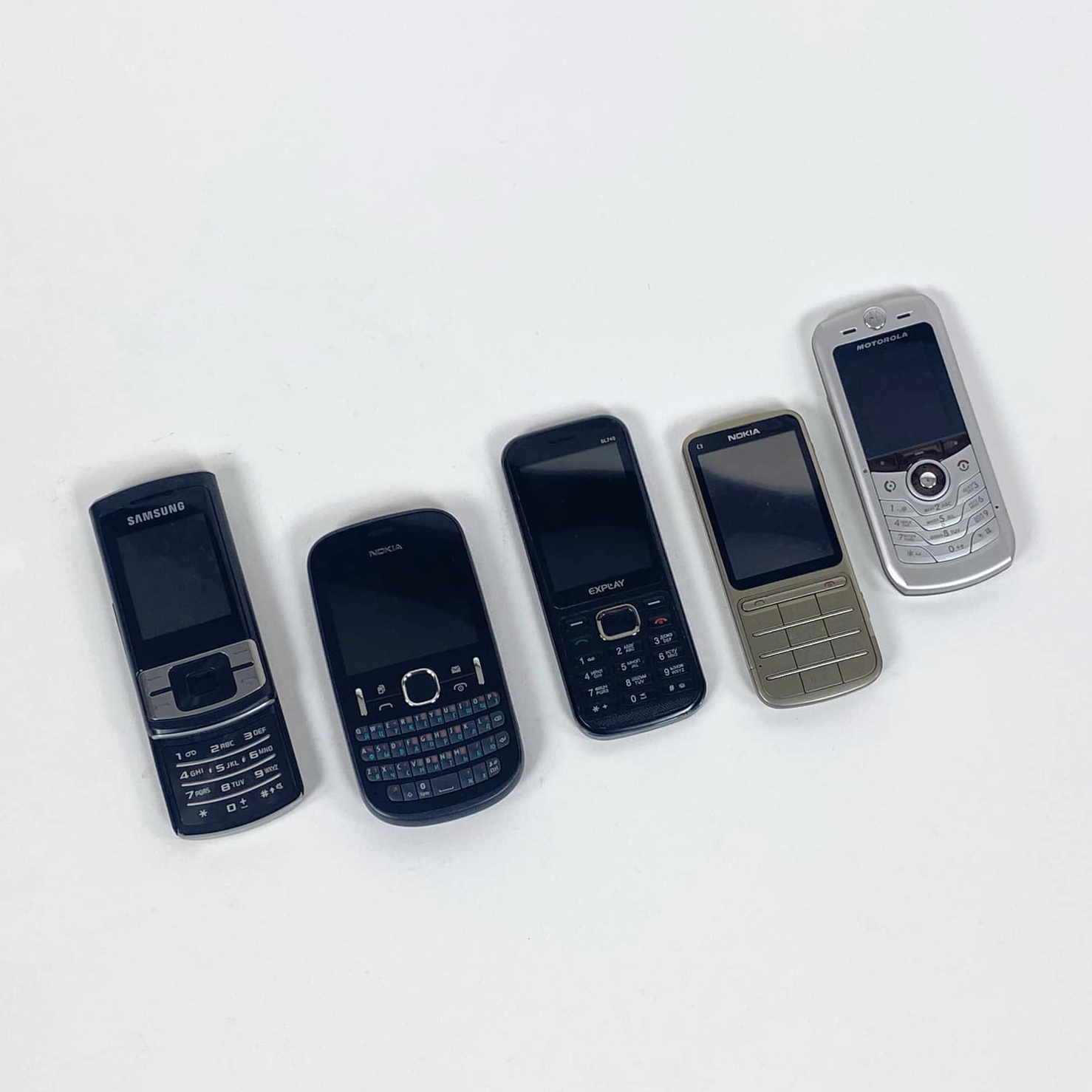 Телефон мобільний в асортименті PH-137