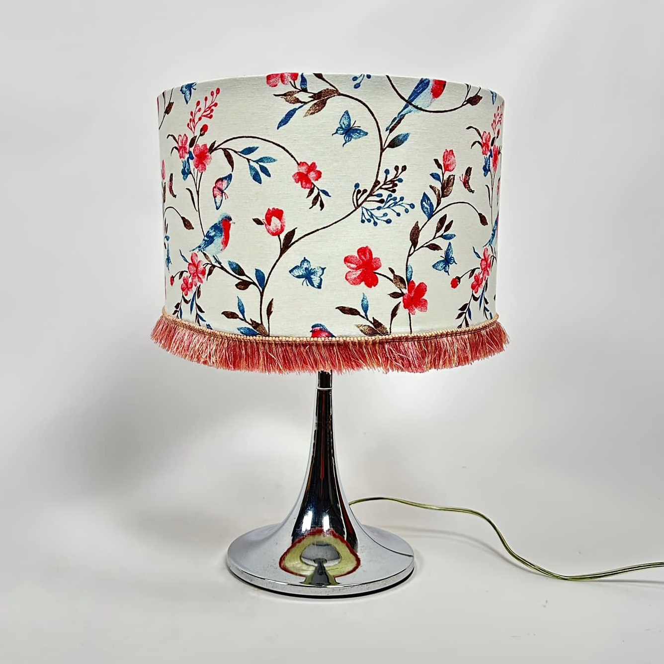 Лампа настільна абажур з квітами і пташками LT-276