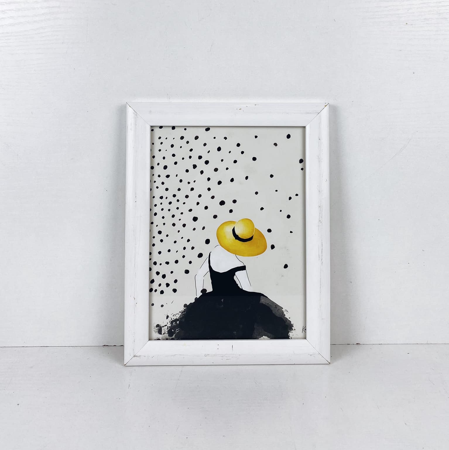 Графіка Дівчина у жовтому капелюшку в рамці AR-888