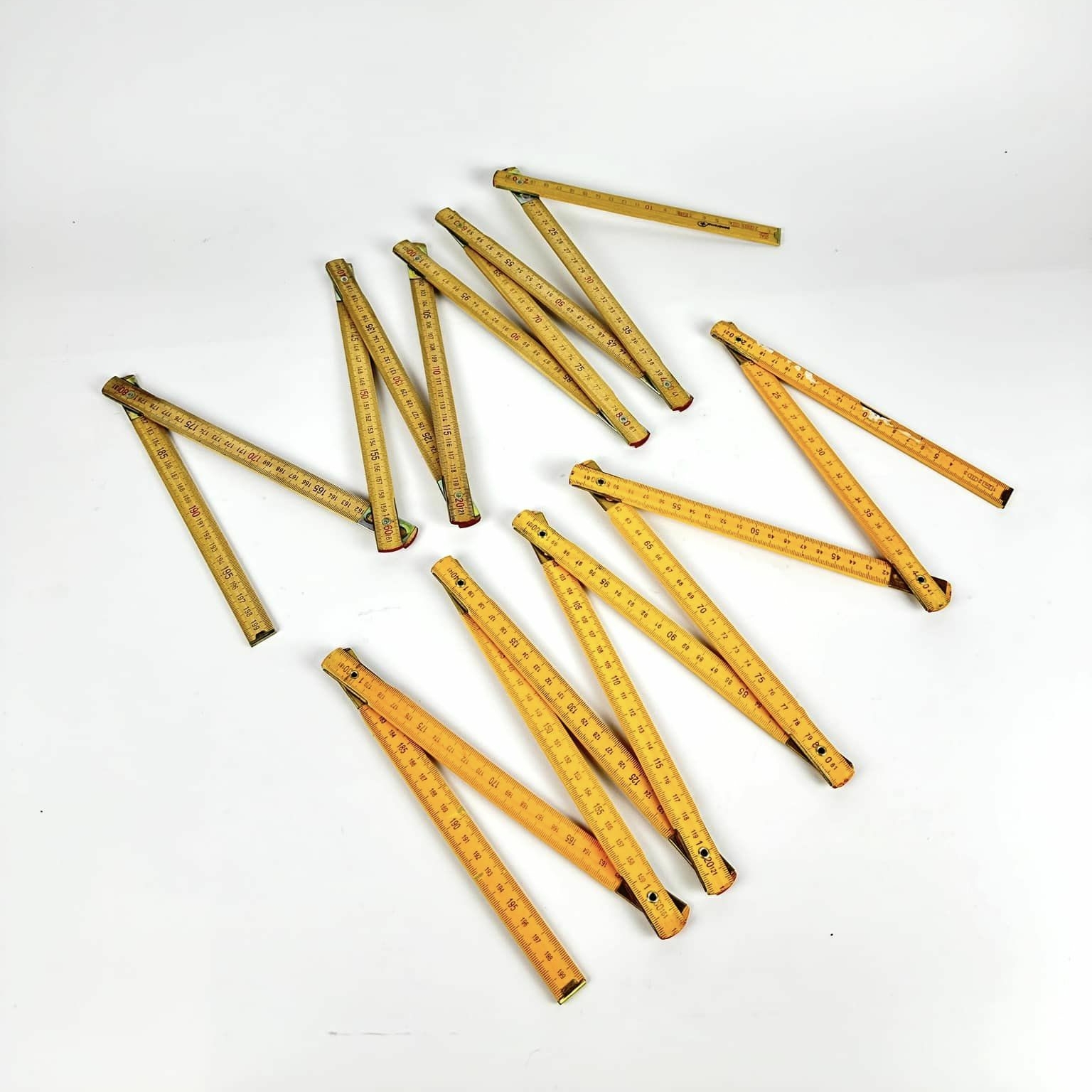 Лінійка складна дерев'яна жовта