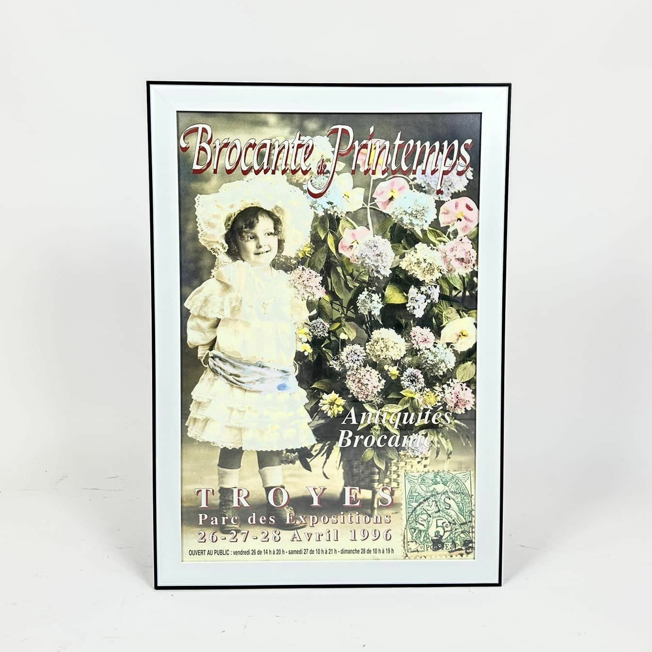 Афіша виставки в рамці вінтаж AR-971