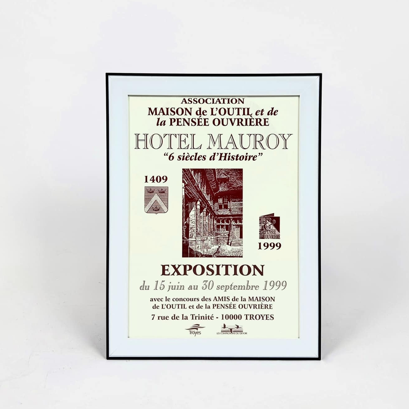 Афіша виставки в рамці вінтаж AR-975