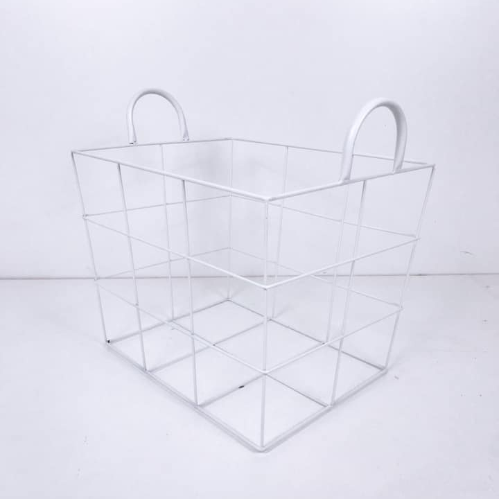 Кошик прямокутний з 2 ручками білий метал BA-092