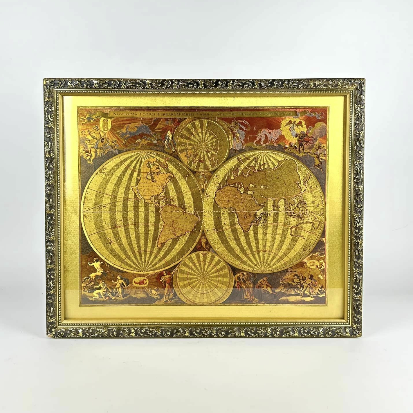 Мапа півкуль у вінтажному стилі золоте тиснення в золотій рамці AR-1006