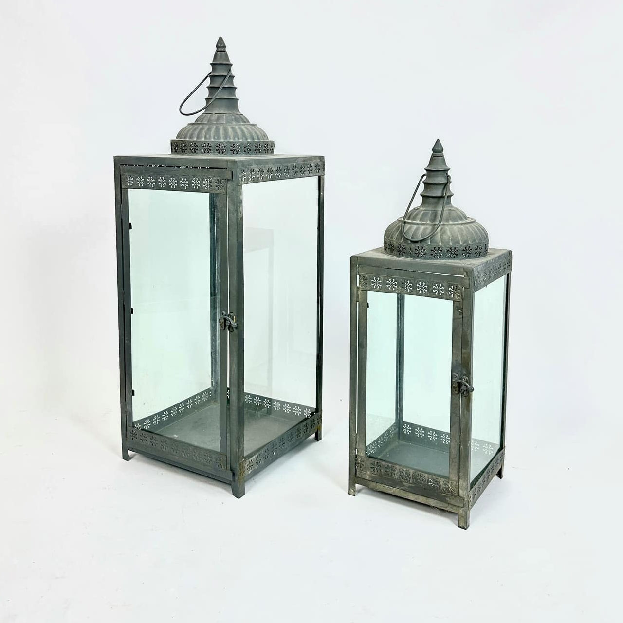 Ліхтар для свічок великий азійський сірий метал/скло CL-085