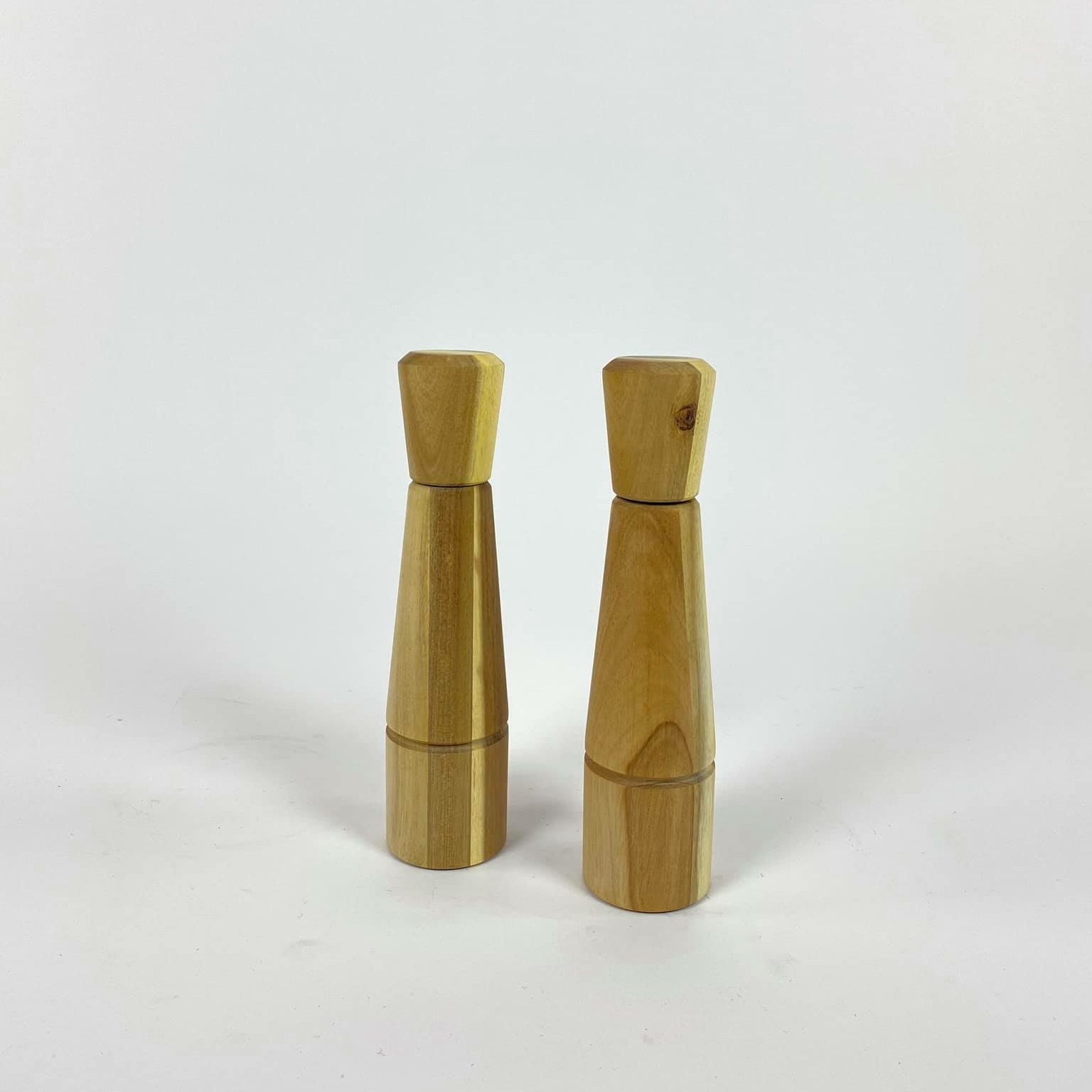 Млинок для спецій великий дерево KD-080