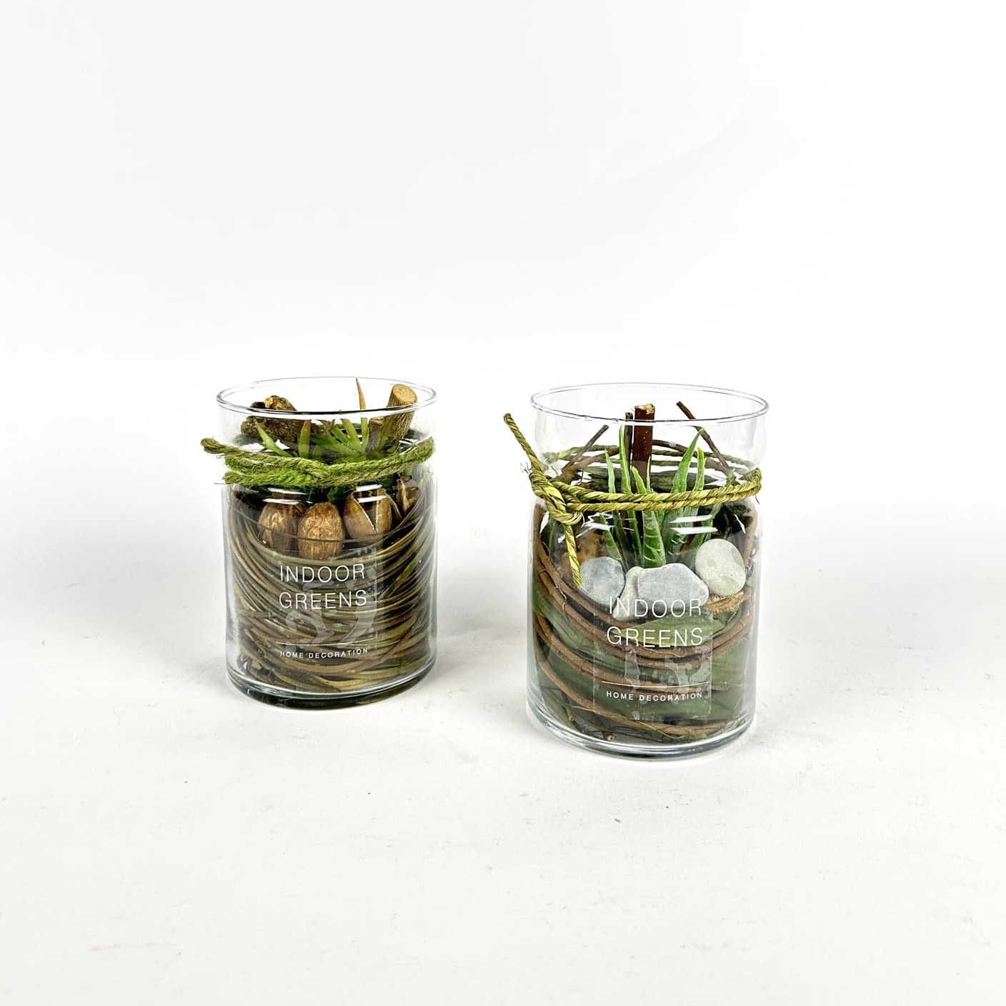 Композиція з рослин і природніх матеріалів в скляній ємності FW-243