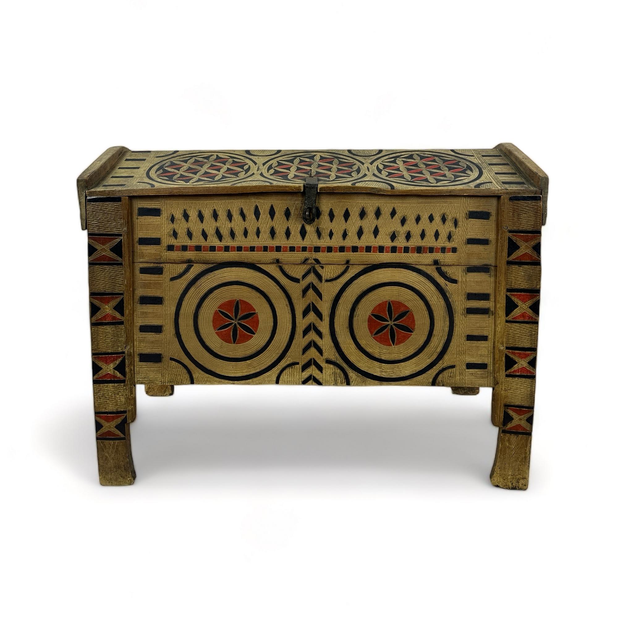 Скриня посагова велика етно мальована червоним вінтаж VL-112