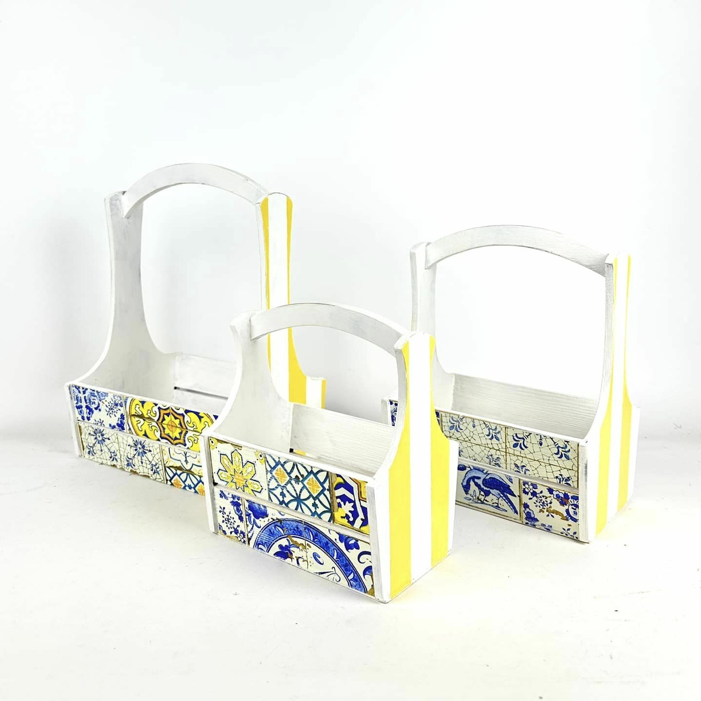 Кошик-кашпо з декором в сицилійському стилі дерево BA-165