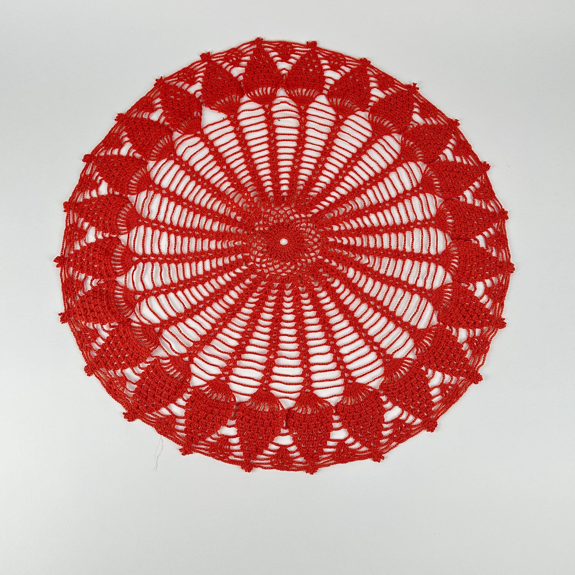 Серветка кругла червона плетена гачком вінтаж TT-207