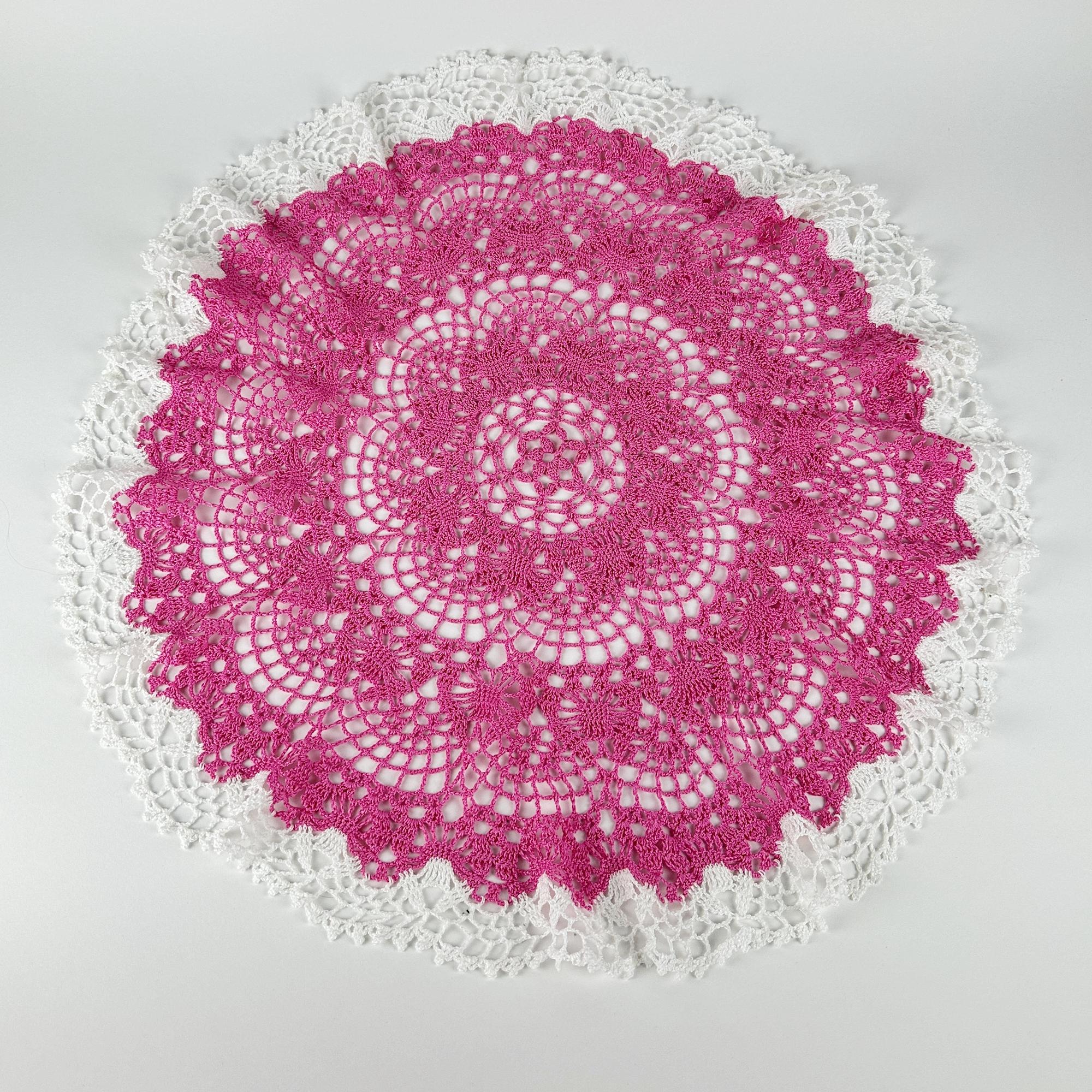 Серветка кругла рожево-біла плетена гачком вінтаж TT-208