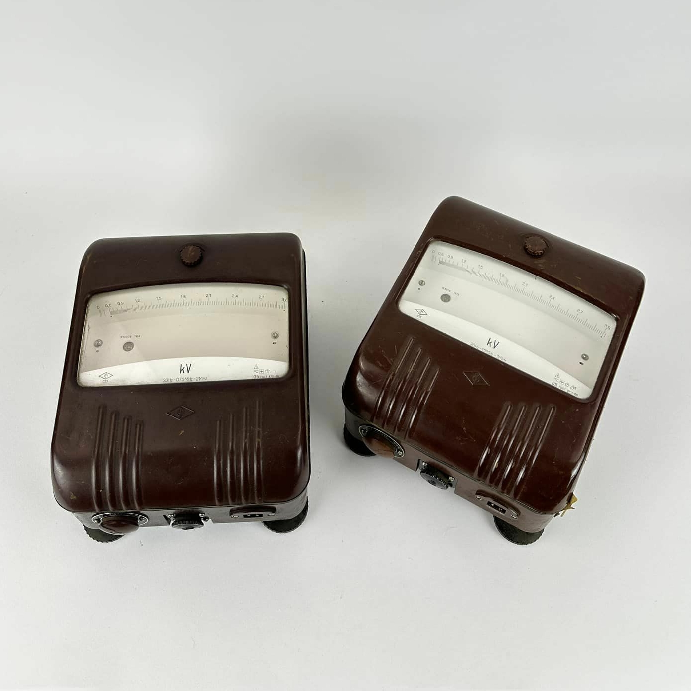 Прилад вінтаж WK-017