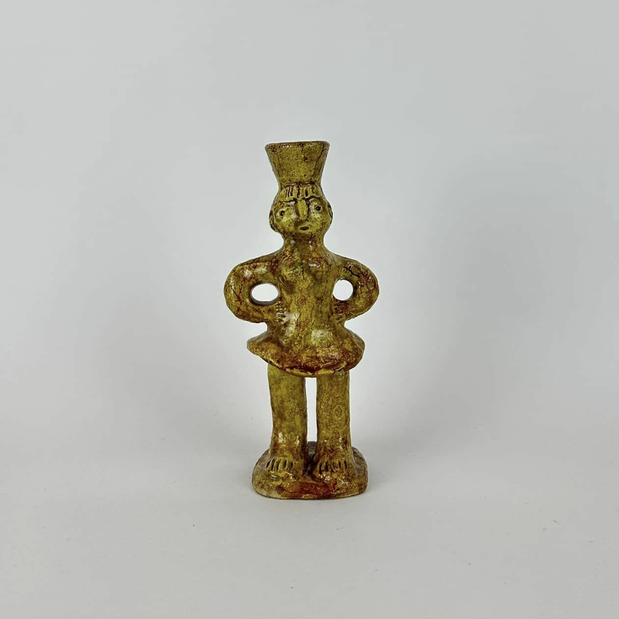 Свічник на 1 свічку Дівчина жовто-коричневий фактура авторська кераміка CA-174