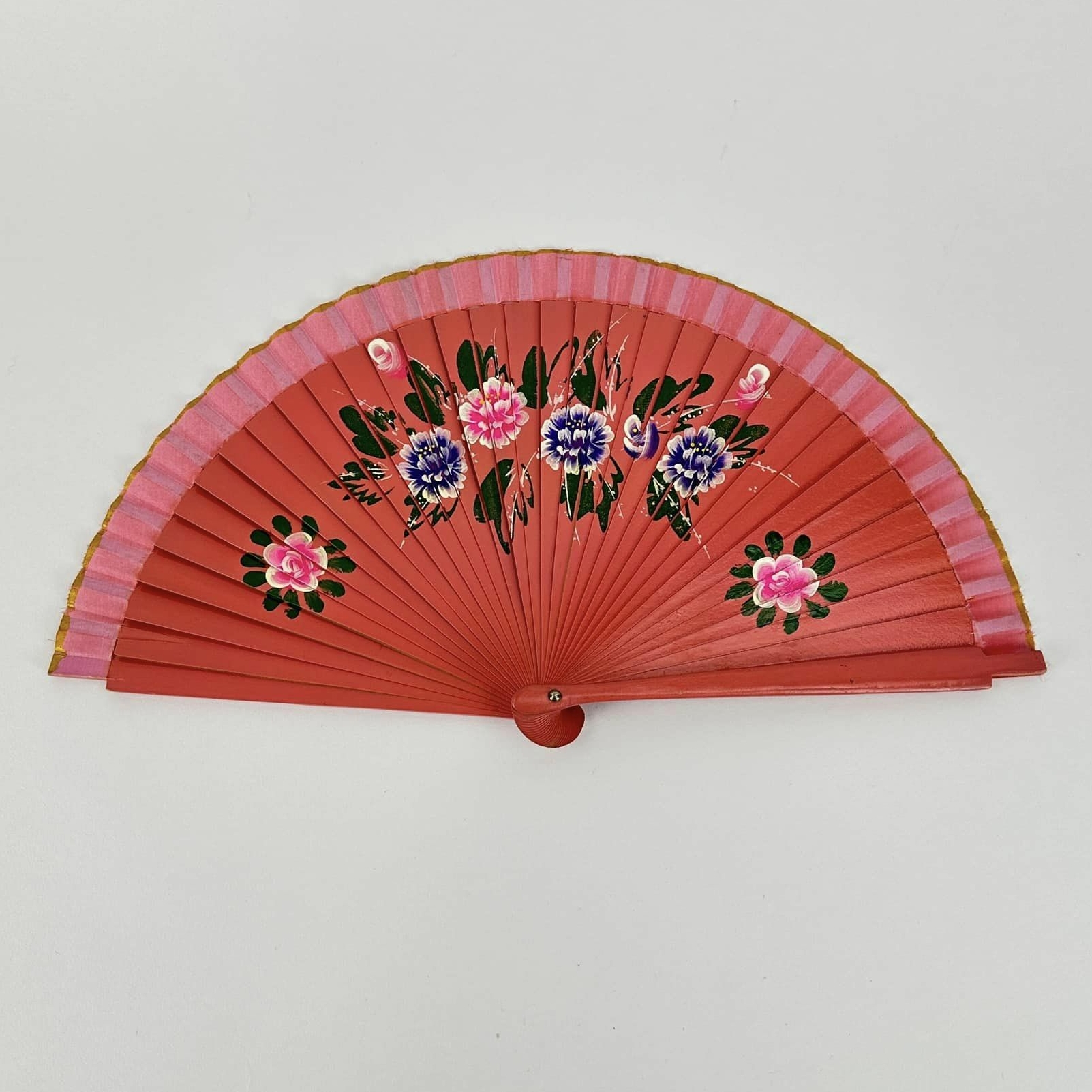 Віяло азіатське червоно-рожеве з квітами бамбук