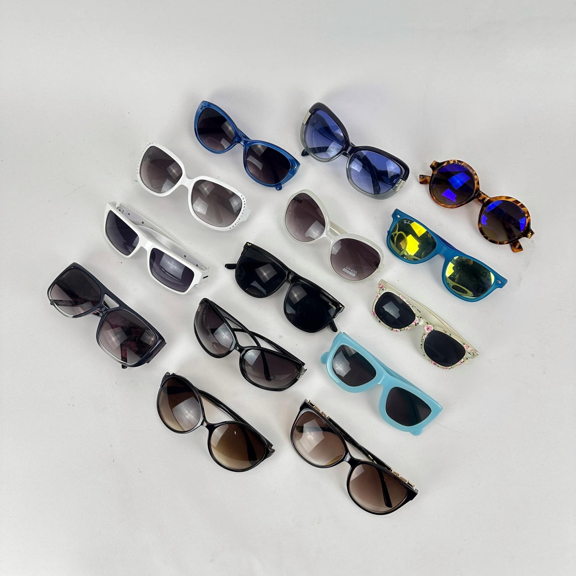 Окуляри сонцезахисні в асортименті