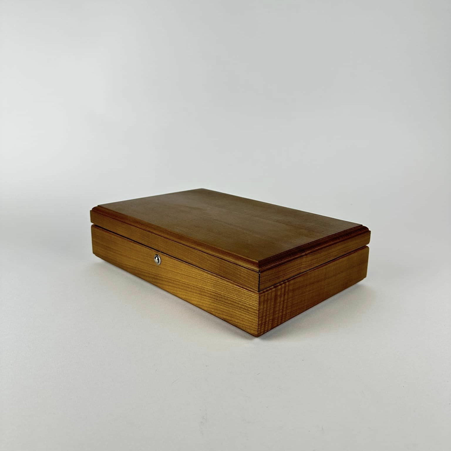 Скринька зі вставкою для пістолета дерево BX-135