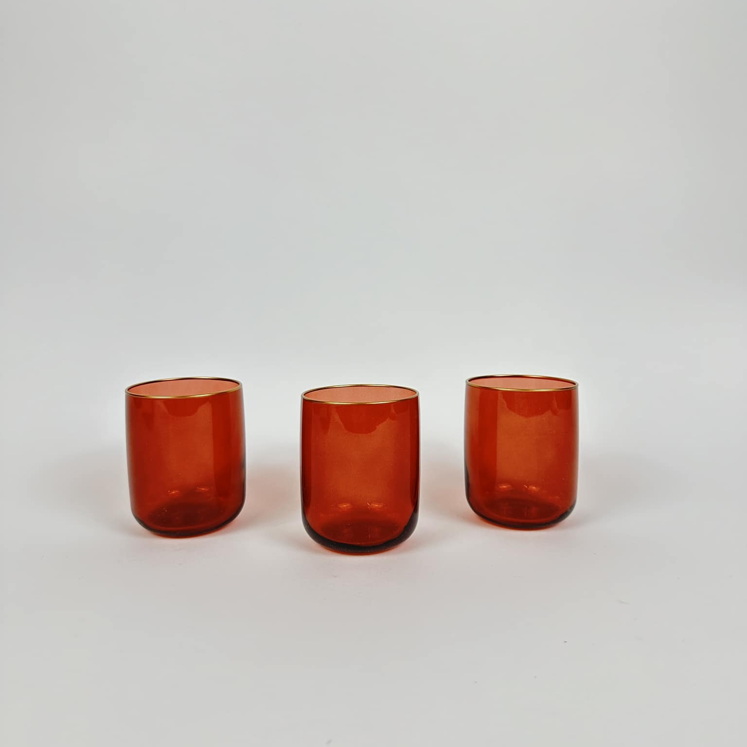 Склянка сік/вода скло червоне/золото GS-074