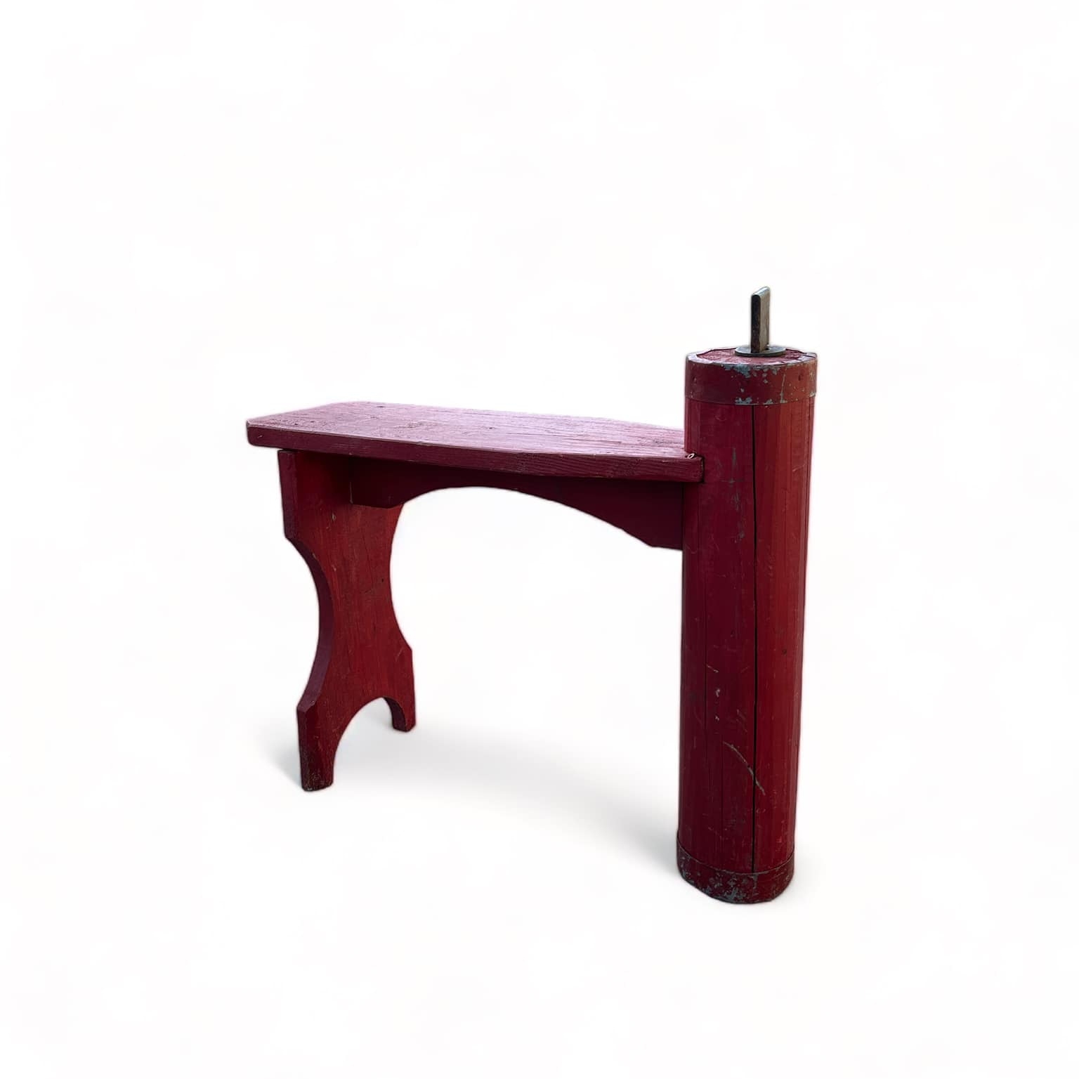 Стілець для клепання коси червоний дерево/метал етно вінтаж