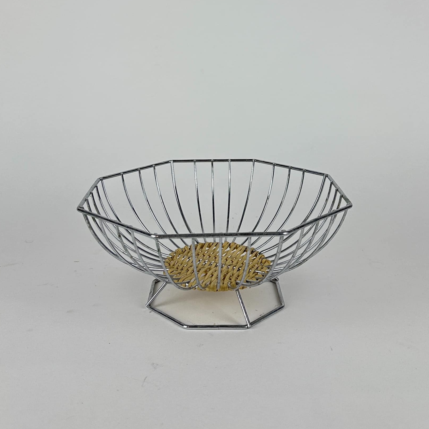 Ваза-кошик для фруктів метал/плетіння KD-088