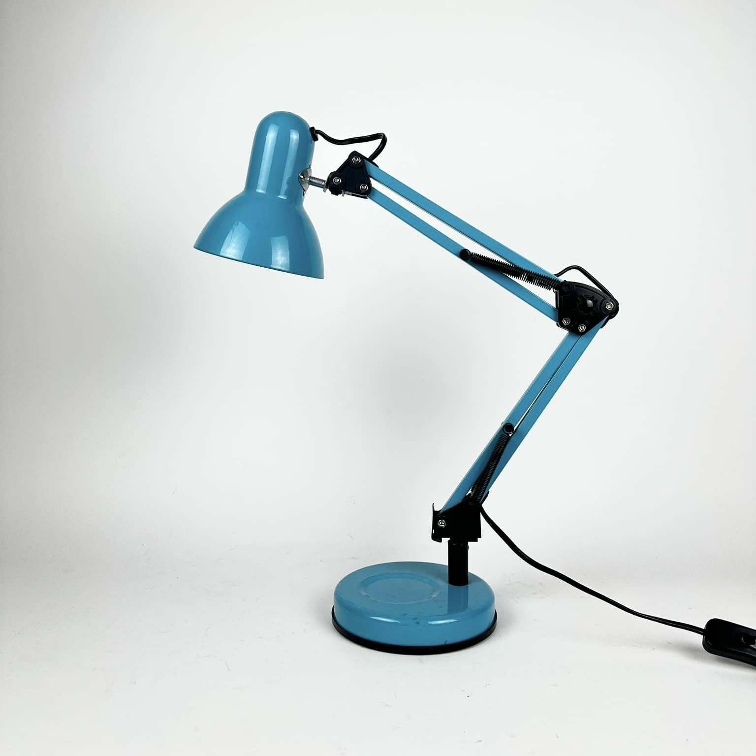Лампа настільна шарнірна яскраво-блакитна LT-300
