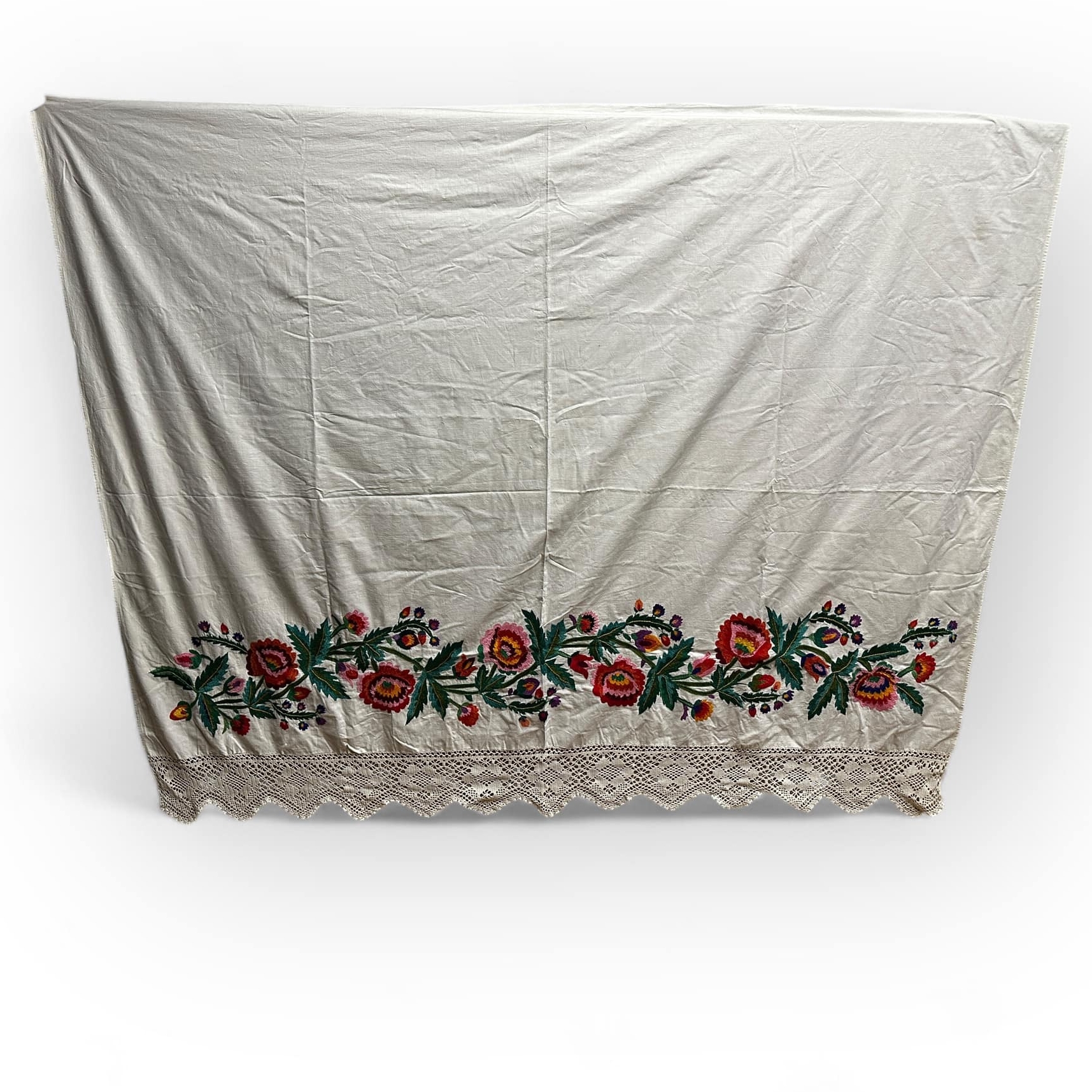 Підзор (простирадло) з вишивкою і плетеним мереживом етно вінтаж BL-058