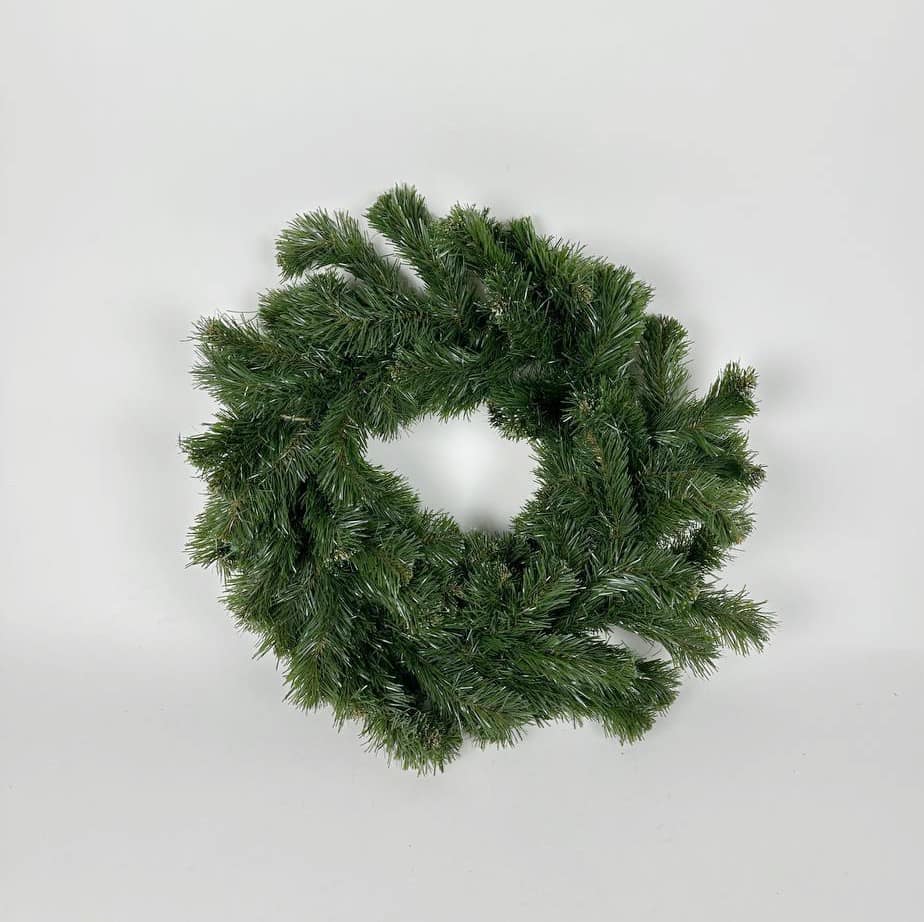 Вінок декоративний штучна хвоя FW-263