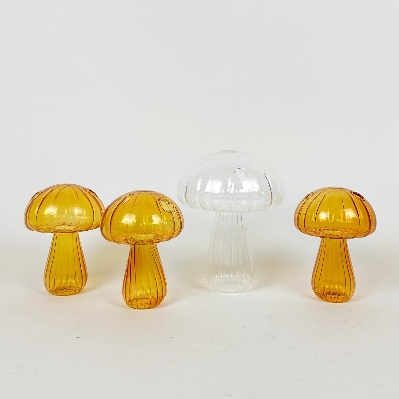 Ваза Гриб рельєфне скло VA-513