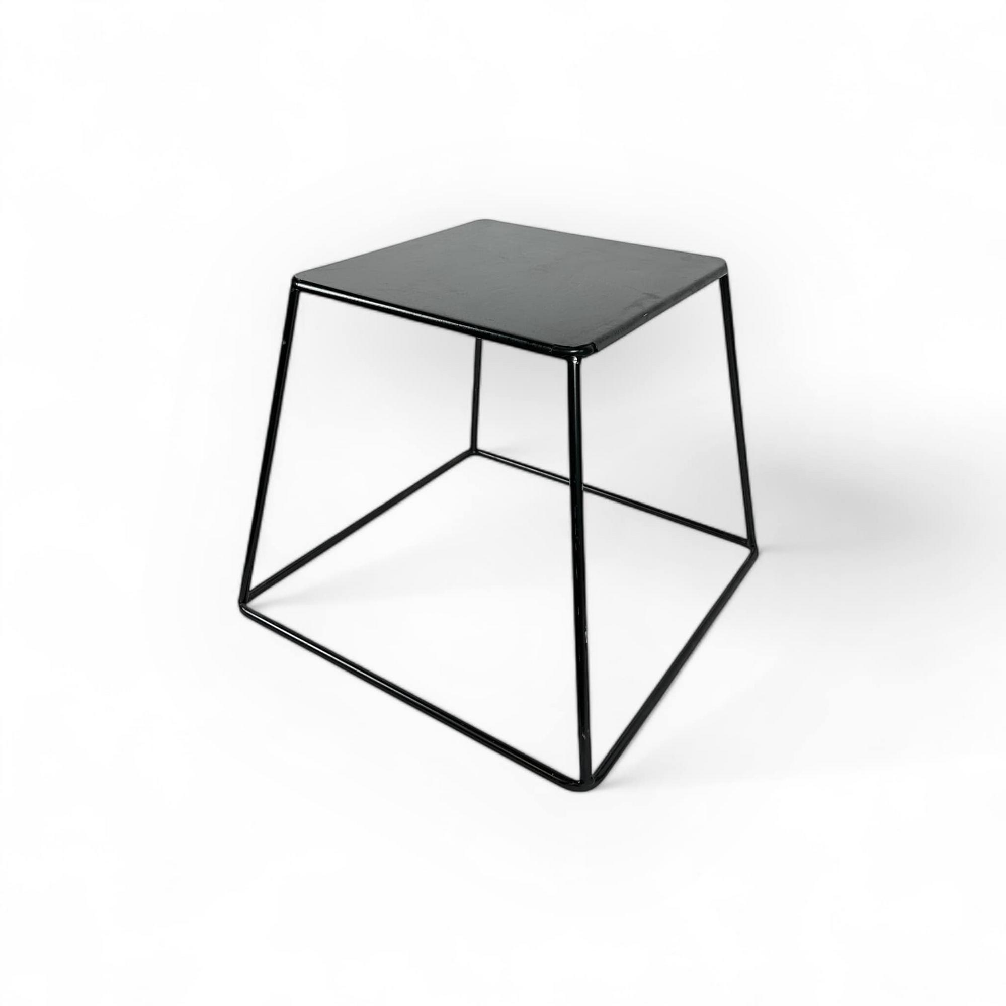 Столик кавовий "трапеція" чорний метал TB-875
