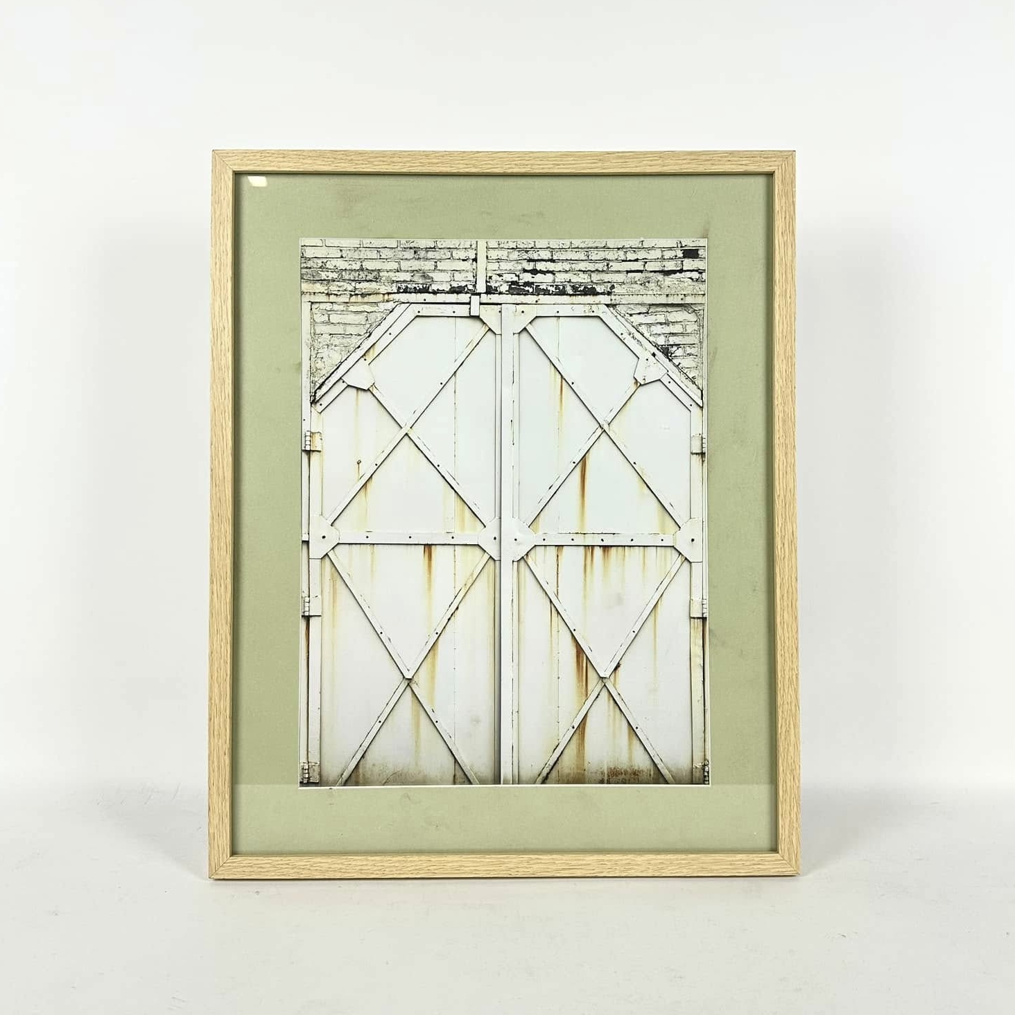 Фото Ворота в рамці з паспарту AR-1093