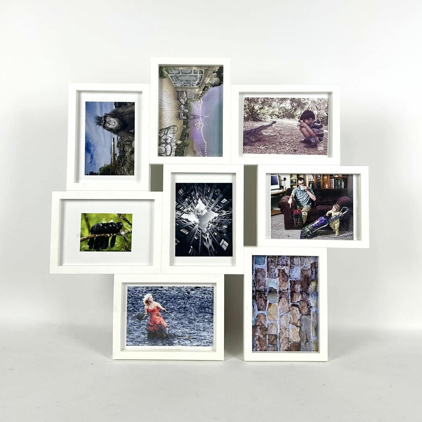 Композиція із рамок з кольоровими фото AR-1122