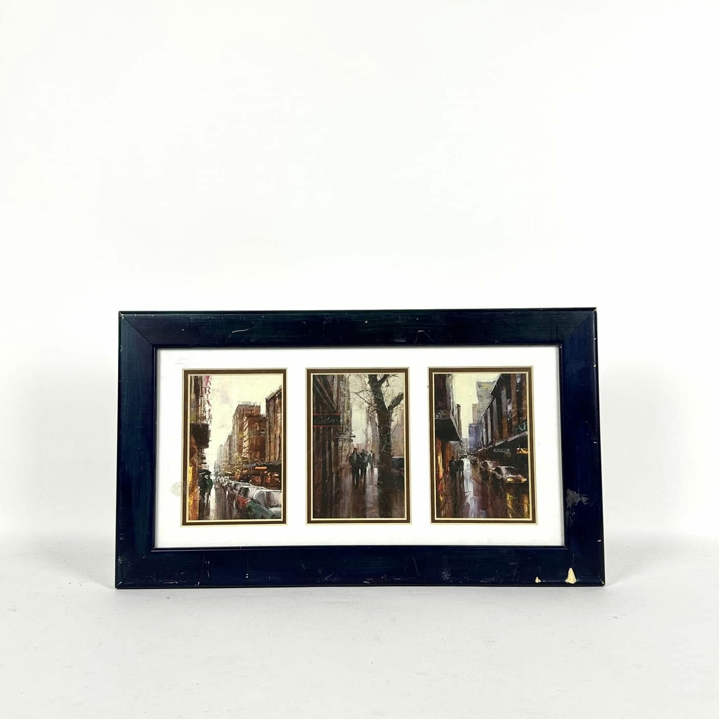 Композиція в рамці з 3-х акварелей Дощові вулиці AR-1172