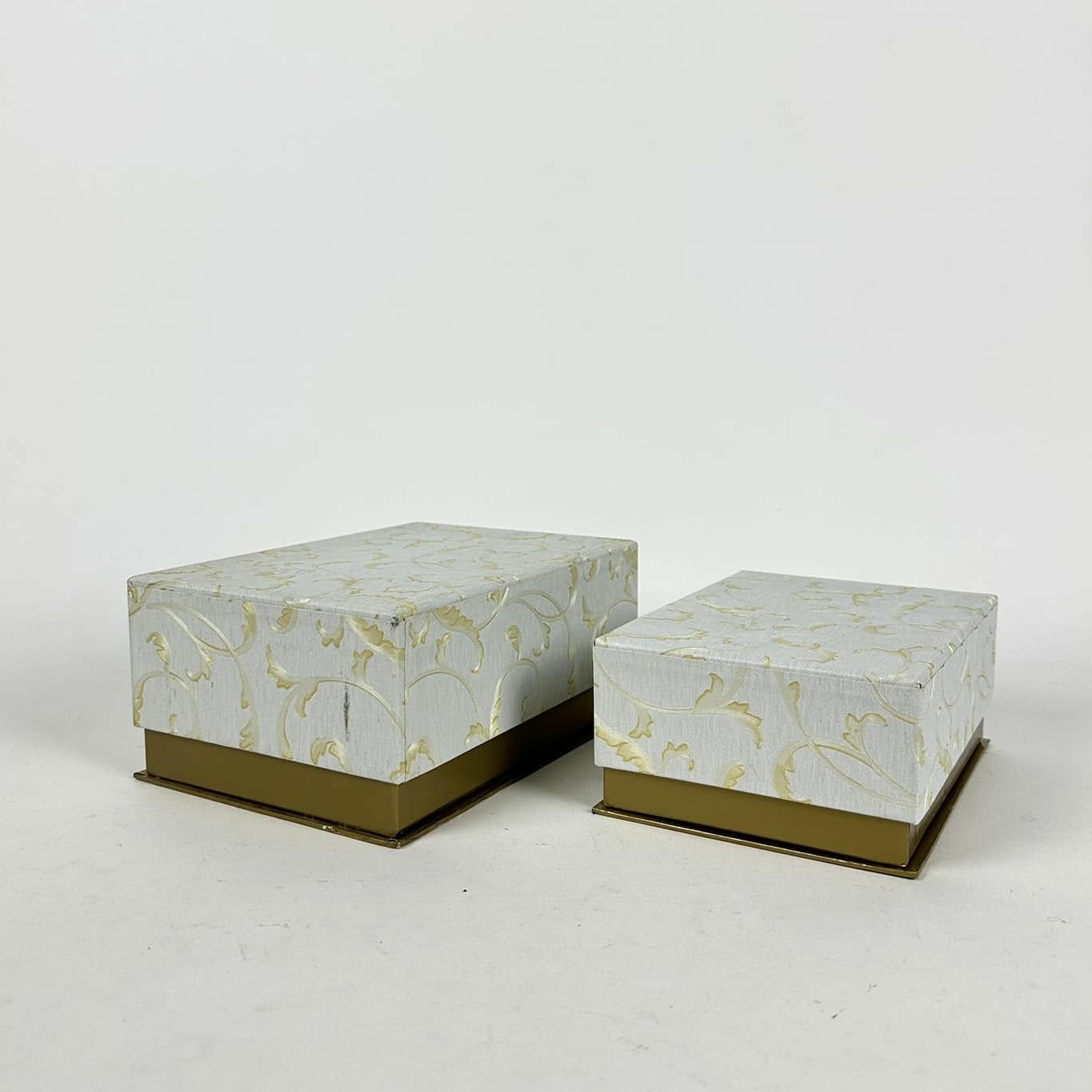 Коробка декоративна для дрібничок сіро-зелена з візерунком картон BX-145