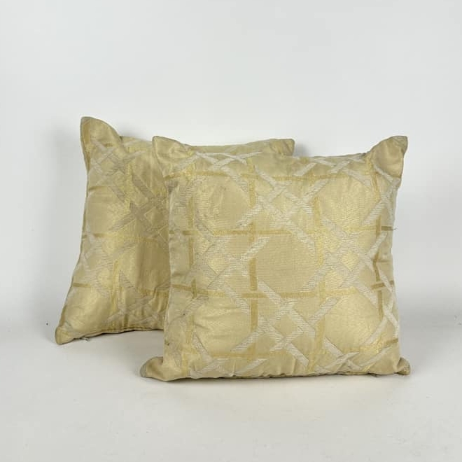 Подушка декоративна фактурні ромби охра PW-440