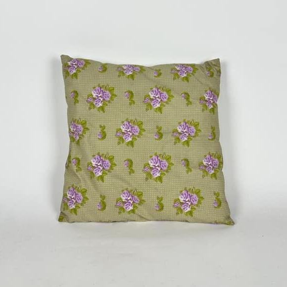 Подушка декоративна Троянди бузкові на зеленому PW-445