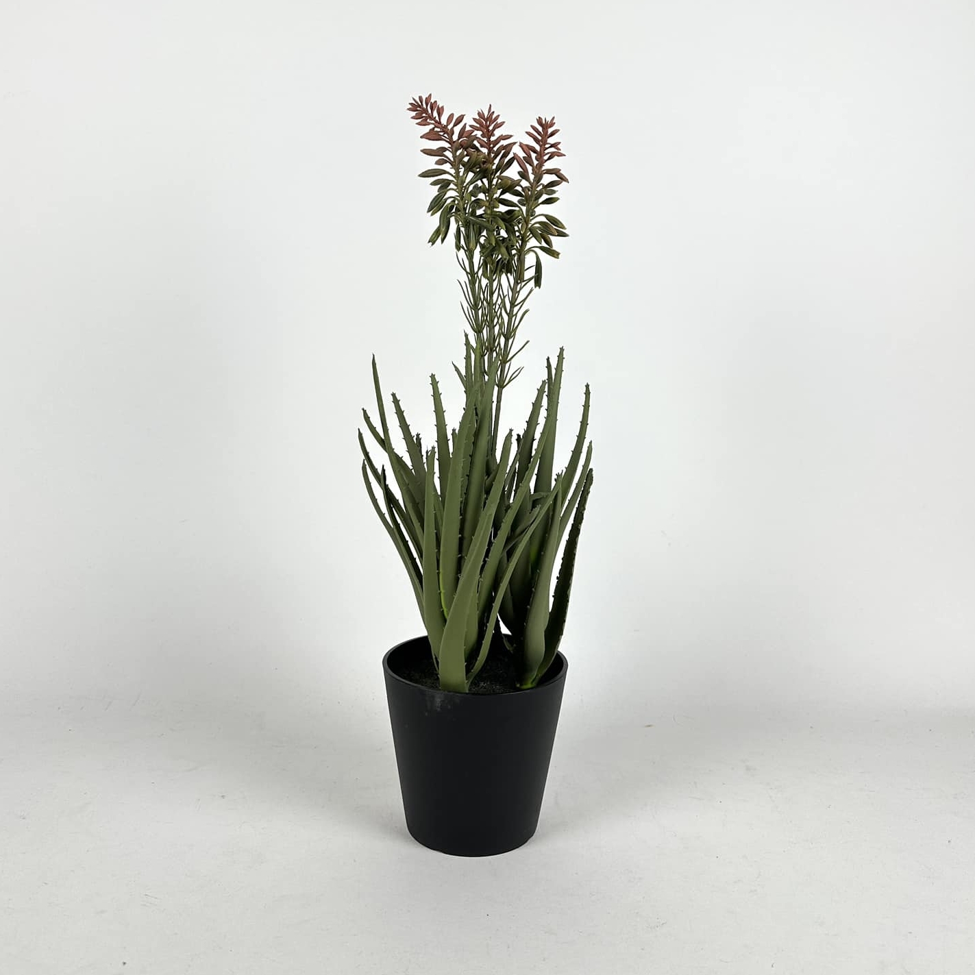 Алое вера квітучий штучний в чорному вазоні FW-275