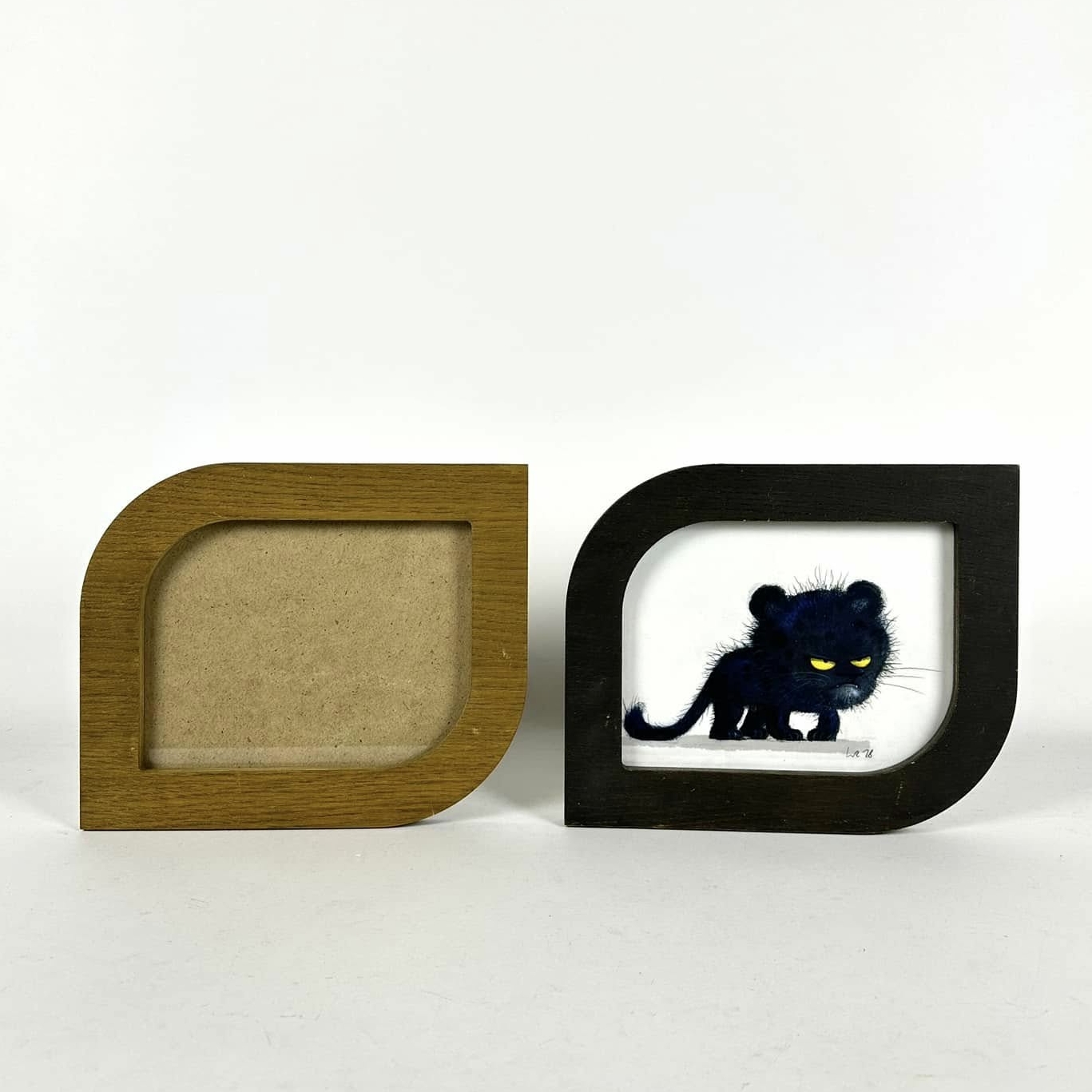 Рамка фігурна AR-1211