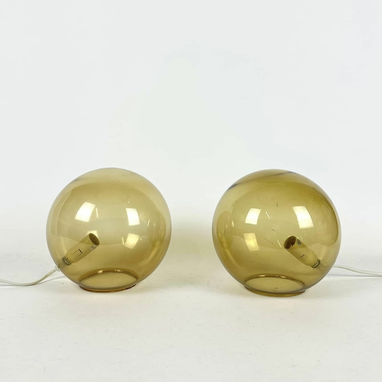 Лампа настільна Куля коричневе прозоре скло LT-334